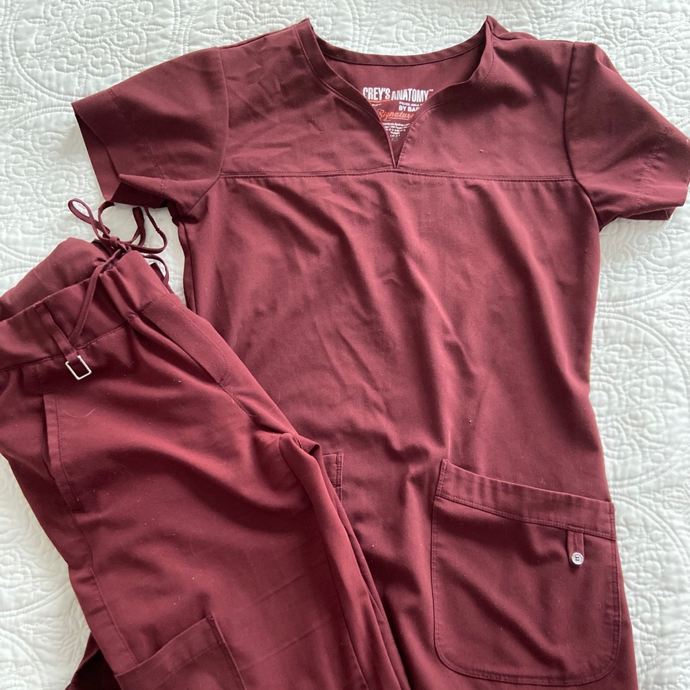 Great Anatomy scrub set